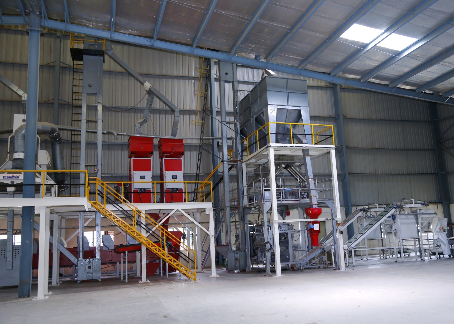 Destoner and automated bagging line
